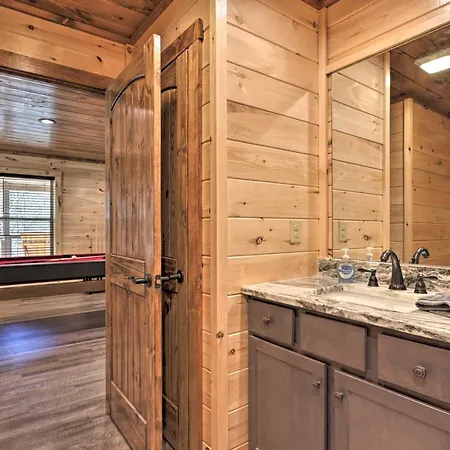 Pigeon Forge Cabin With Hot Tub 1 Mi To Parkway Exterior photo